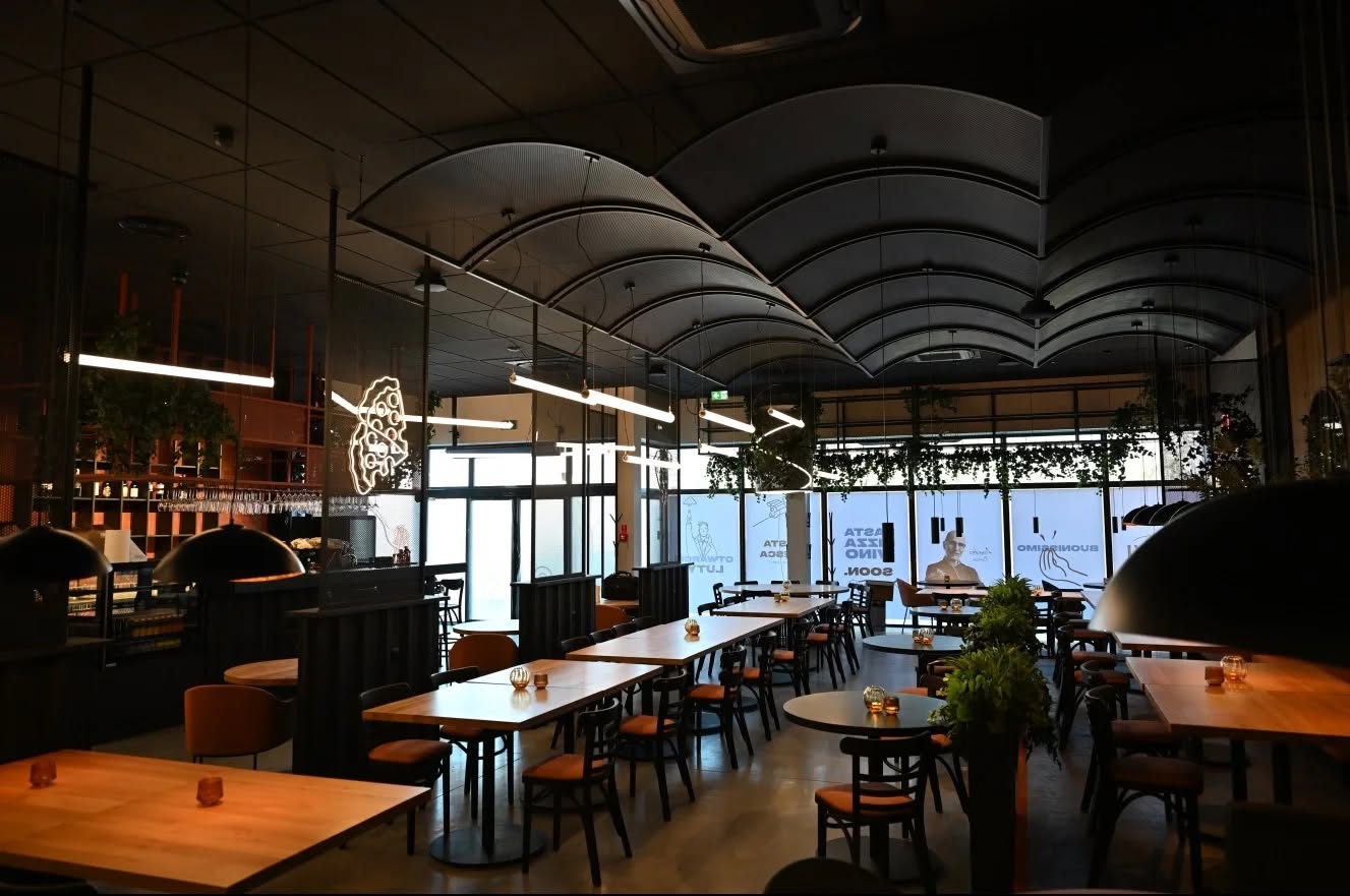 stoły do restauracji wymiary rozstaw